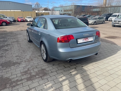 Audi A4 2.0TFSI quattro Comfort S-Line 200hk NYSERV NYBESIKT