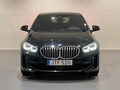 BMW 118 i M Sport Aut Nav ParkAssist Rattvärme Ton. rutor