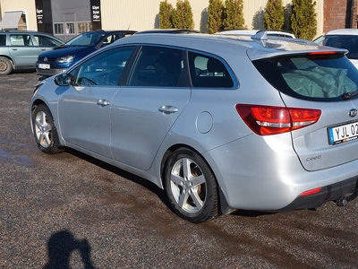 Kia CEED cee'd_sw 1.6 CRDi Aut GT-Line Euro 6 Drag m-värmare