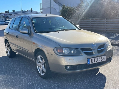 Nissan Almera 5-dörrar 1.8 Euro 4/ Besiktigad/ 19000 mil