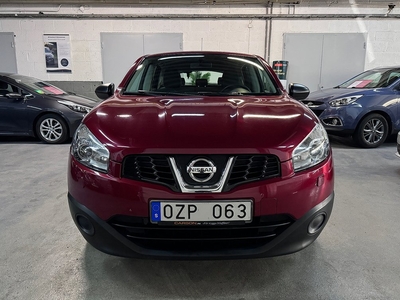 Nissan Qashqai 1.6 Låg-Mil Ny-Servad Välvårdad Drag (117hk)