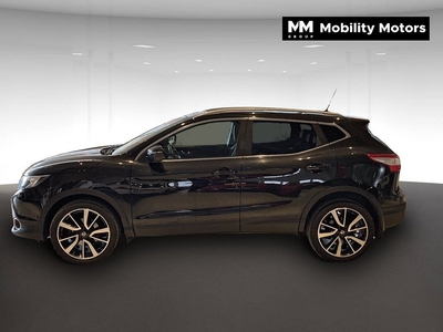 Nissan Qashqai DIG-T 115 Tekna Design Pano M-värm Navi