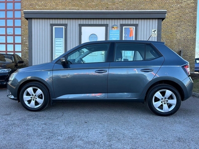 Skoda Fabia 1.2 TSI 90hk /2 ÄGARE /Parksensor/ LÅG SKATT