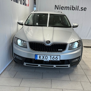 Skoda Octavia Scout 2.0 TDI 150hk 4x4 Drag/D-värm/P-sensorer