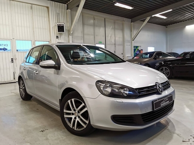 Volkswagen Golf 5-dörrar 1.6 TDI BlueMotion Style/NYBES