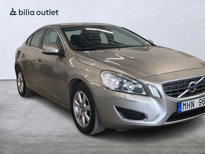 Volvo S60 D2 Powershift Momentum Farthållare|PDC Bak|Värmare