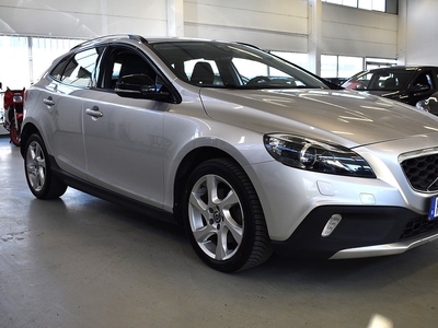 Volvo V40 Cross Country D2 Powershift Momentum KAMREM BYTT