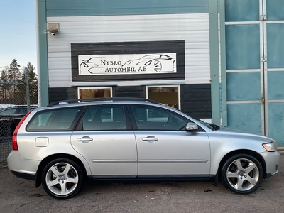 Volvo V50 2.0 D Kinetic Euro 4/Drag/KamremBytt/Nybesiktad