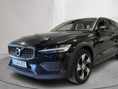 Volvo V60 B4 Cross Country AWD Mildhybrid, Diesel (197hk)