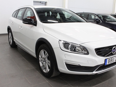 Volvo V60 Cross Country D4 AWD Geartronic Momentum, Classic Euro 6