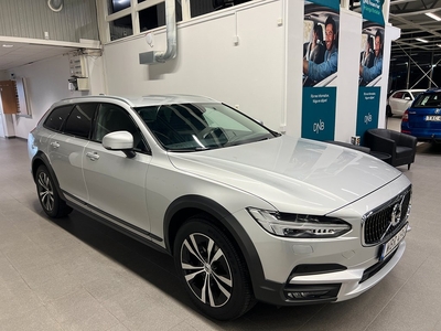 Volvo V90 Cross Country D4 AWD Skinn/Massage/Harman SE UTR