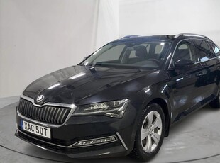 Skoda Superb 1.4 TSI PHEV Kombi (218hk)