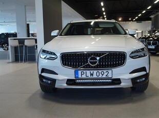 Volvo V90 D4 AWD Geartronic Momentum Plus