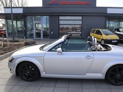 Audi TT1.8T Roadster Climatronic Ny sufflet 2018 Svensksåld BT mu 2000, Sportkupé