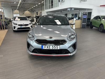 Kia Cee´d ProGT Panorama, 204hk Sommardäck Vinterdäck