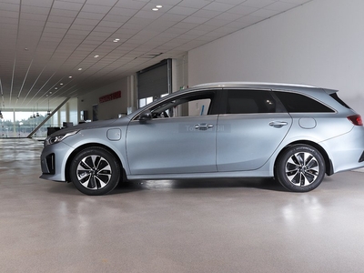 Kia CEED SW Plug-in Hybrid Advance *V-hjul+Drag*