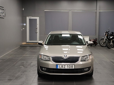 Skoda Octavia 1.2 TSI Plus 2 Ägare Drag Nyservad 13400Mil