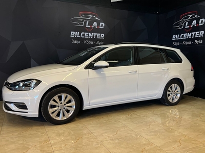 Volkswagen Golf Sportscombi 1.0 TSI. Drag/Backkamera/Lågamil