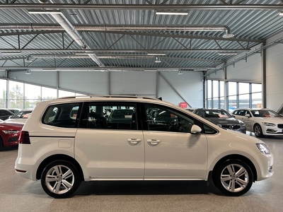 Volkswagen Sharan 2.0 TDI Premium 7sits B-Kamera Drag D-Värmare