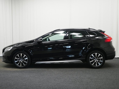 Volvo V40 Cross Country T3 Pro Edition