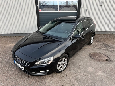 Volvo V60 D4 AWD Skinn Värmare Drag Harman/Kardon 181hk