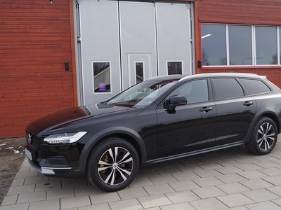 Volvo V90 Cross Country B4 AWD Aut VOC Drag Navi