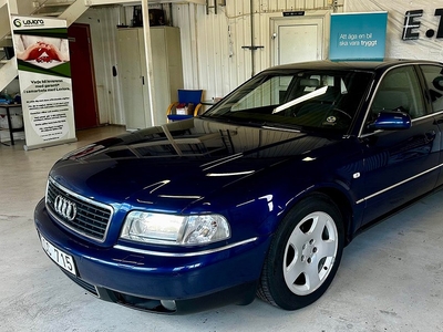 Audi A8 3.3 TDI V8 Quattro Euro 3 Lågmil Nybes