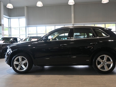 Audi Q5 2.0 TDI Q S Tronic S-Line Pano Värmare Drag Navi