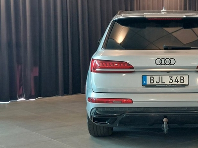 Audi Q7 60 TFSI e quattro S-Line B/O 21