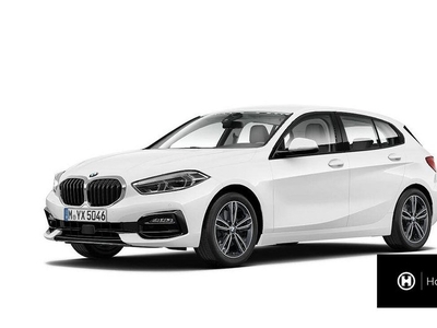 BMW 118Model Sport Rattvärme PDC LED BSI 2021, Halvkombi