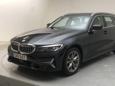 BMW 330e Touring, G21 (292hk)