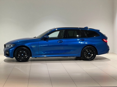 BMW 330e xDrive, M-sport, Panorama, Drag, Adpt Fart, HiFi