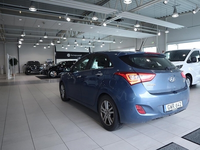 Hyundai i30 5-D 1.6 CRDi DCT 136hk Premium B-Kamera El-Stol P-Sensorer