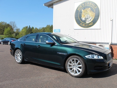 Jaguar XJ 3.0 V6 S/C AWD, Portfolio, helrätt färger!