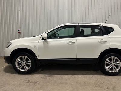 Nissan Qashqai 1.6 backsensorer, Nybesiktigad