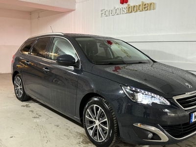 Peugeot 308SW 1.2 e-THP Allure B-Kamera Navi Denon M K-värm 2015, Halvkombi