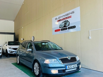 Skoda Octavia Kombi 2.0 TDI Sport Dragkrok