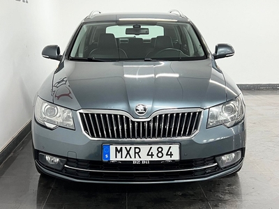 Skoda Superb 2.0 TDI 4x4 Business Edition/ Drag/ Värmare