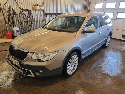 Skoda Superb Kombi 2.0 TDI 4x4 Automat Superfin