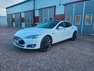 Tesla Model S 85+ luftfjädring 21 tums hjul fri supercharge