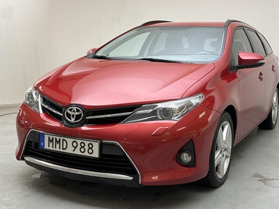 Toyota Auris 2.0 D-4D Touring Sports (124hk)