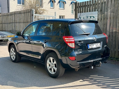 Toyota RAV4 2.2 D-4D 4x4 Euro 5 | Drag | 1-Ägare | SoV | NAV