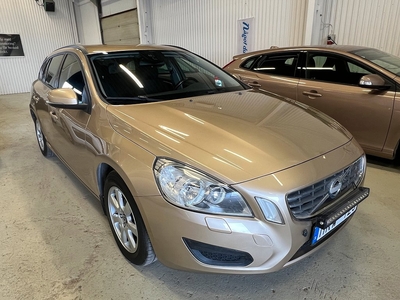 Volvo V60 D2 Kinetic /0:-KONTANT