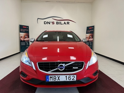 Volvo V60 D2 Momentum, R-Design Euro 5 Drag