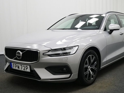 Volvo V60B4 Bensin Core 2023, Kombi