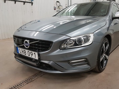 Volvo V60T4 Geartronic R-Design Euro 6 2017, Kombi