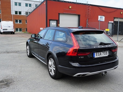 Volvo V90 Cross Country D4 AWD Geartronic Dragkrok En ägare