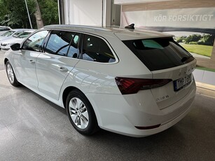 Skoda Octavia 1.0TSI M-HEV AUTOMAT DRAG/VÄRMARE/PANORAMA