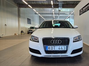 Audi A3 Sportback 1.6 TDI Attraction, Comfort / Ny besiktad