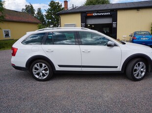 Skoda Octavia Scout 2.0 TDI 4x4 Drag/ Backkamera